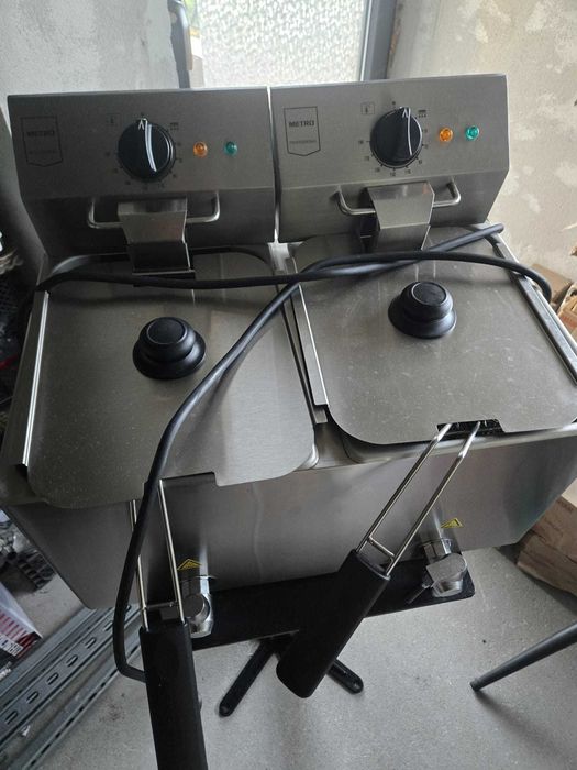 Friteuza dubla 2x8l 220 v