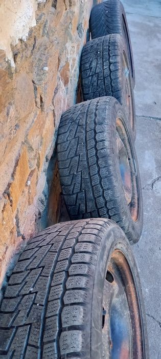 Гуми с джанти за пежо