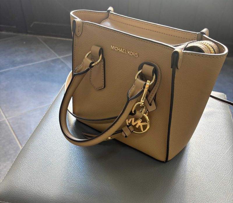 Дамска чанта Michael Kors