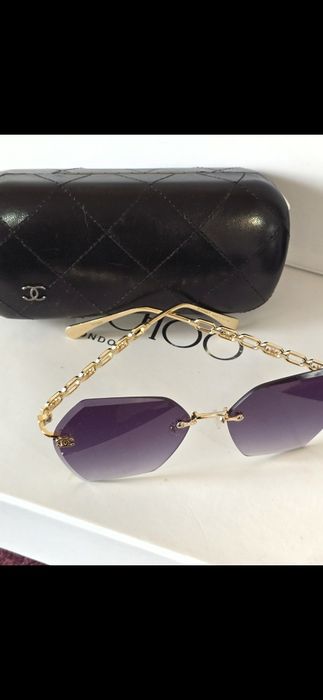 Ochelari de soare chanel