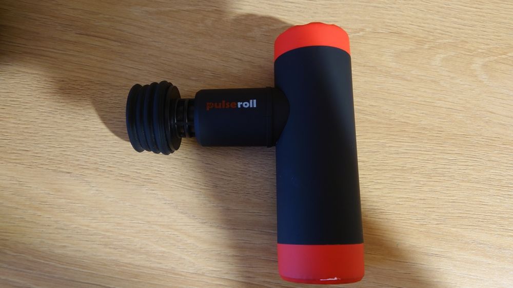 Pistol de masaj Pulseroll. Full box.
LITE Mini Massage Gun - Black.
