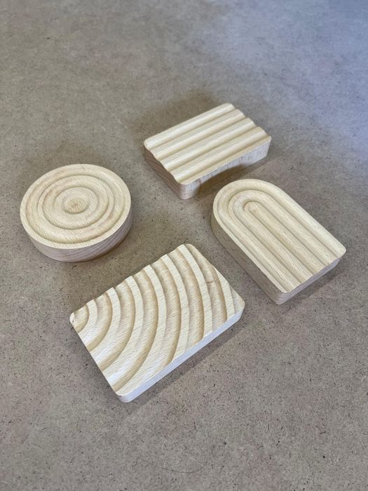 Servicii frezare CNC, tâmplărie CNC, planare blaturi, debitare și prelucrare lemn, realizare produse unicat, prototipuri și producție de serie