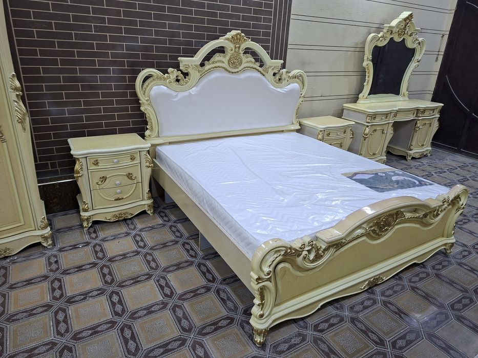 Dubayiskiy spalni garnitur