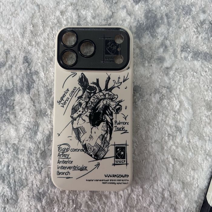 Чехлы на разные айфон телефоны