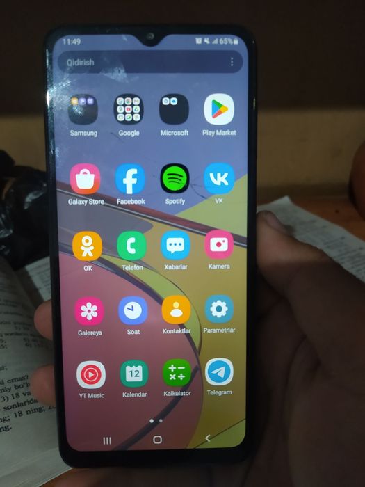 Samsung a02 sotiladi karopka yu lekin oladiganla bulsa tel qilsin.