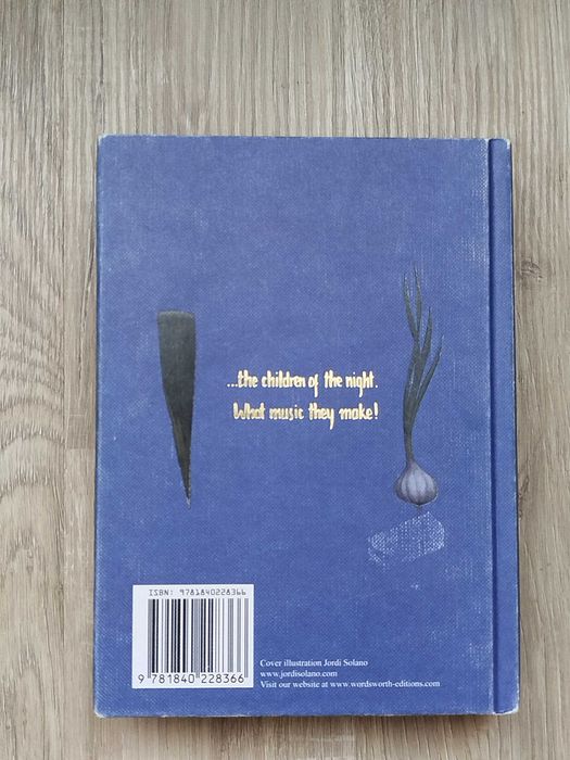 Книги на английски - Dracula