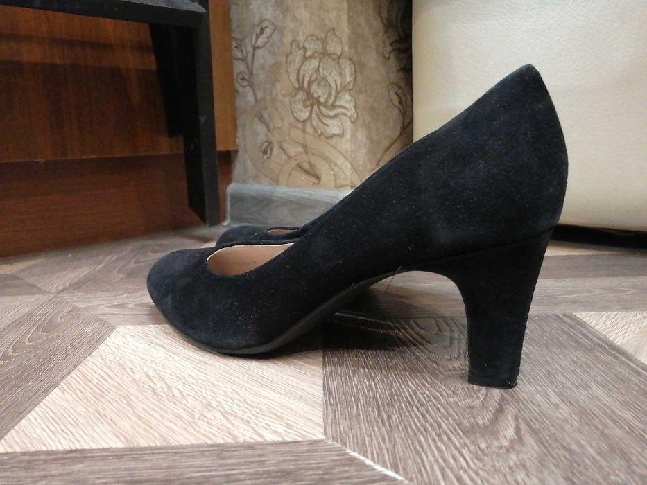 Продам туфли женские