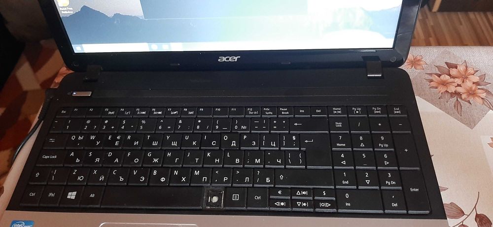 Лаптоп Acer Aspire e1 seria