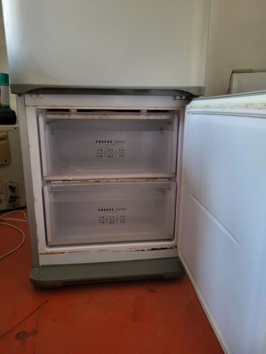 Холодильник сатылады