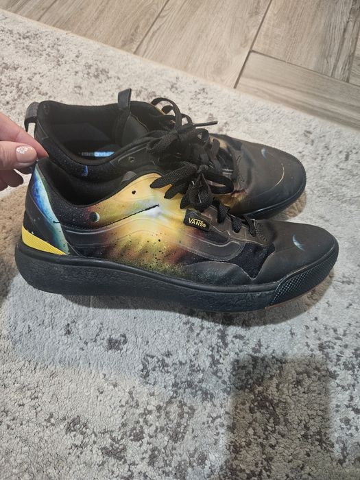 Tenisi adidasi Vans nr.40