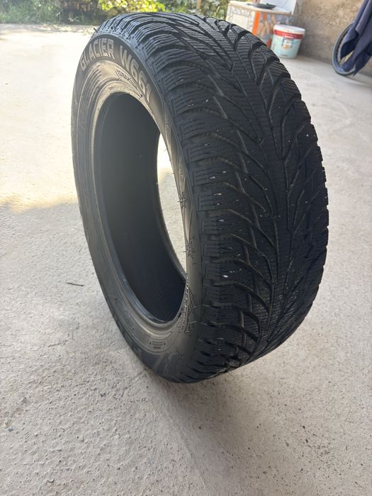 баллон размер 215/55 R17  зимние