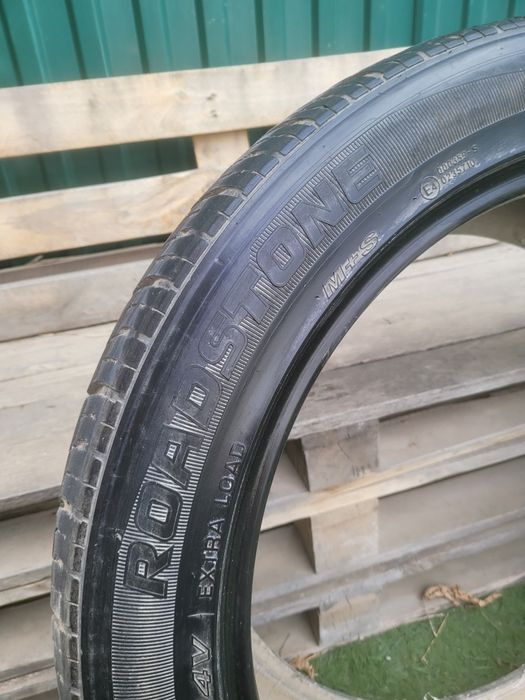 Шина размер 285/45/22