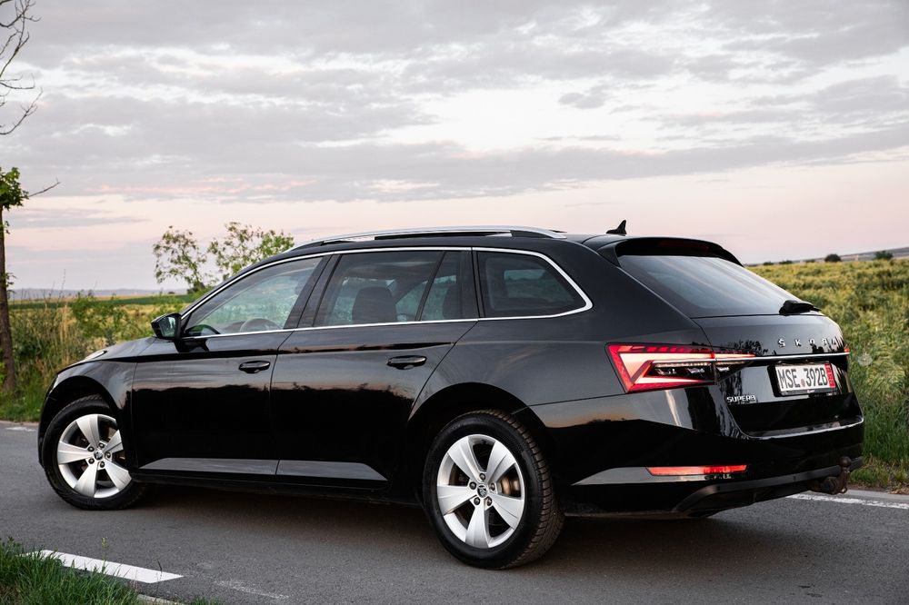 SKODA Superb 2020 — imagine 4