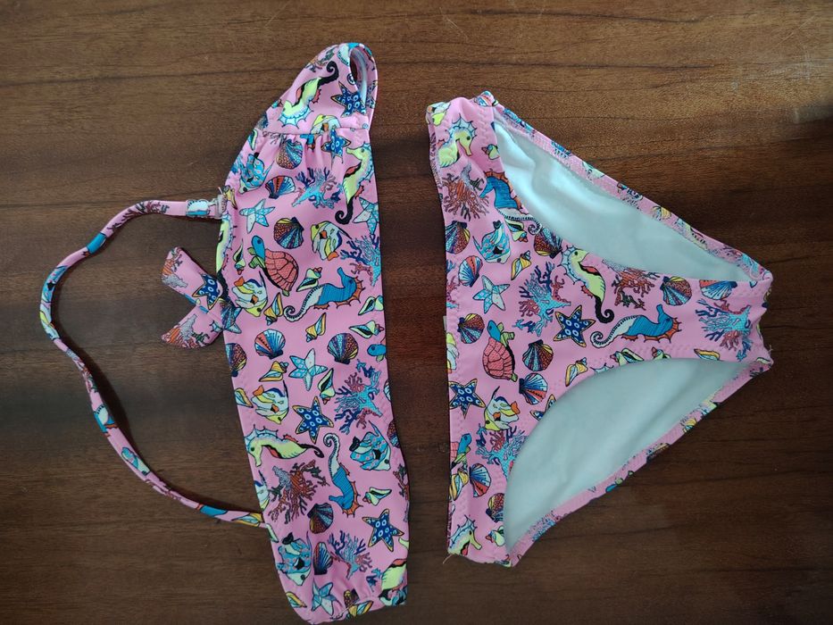 Продам детские купальники