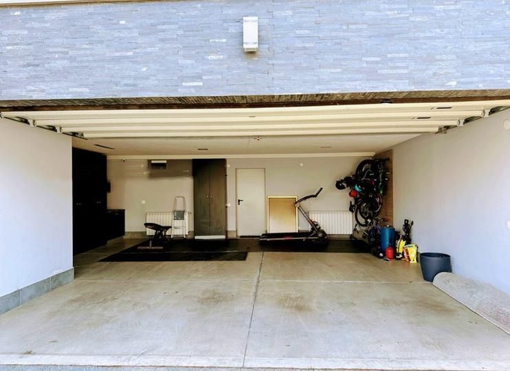 Дава се под наем Къща в София, Бояна - 421 кв.м за 3500 € - Снимка #9