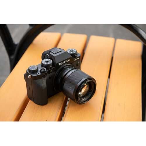 Obiectiv Fujifilm X Mount Tokina 56mm F1.4 impecabil