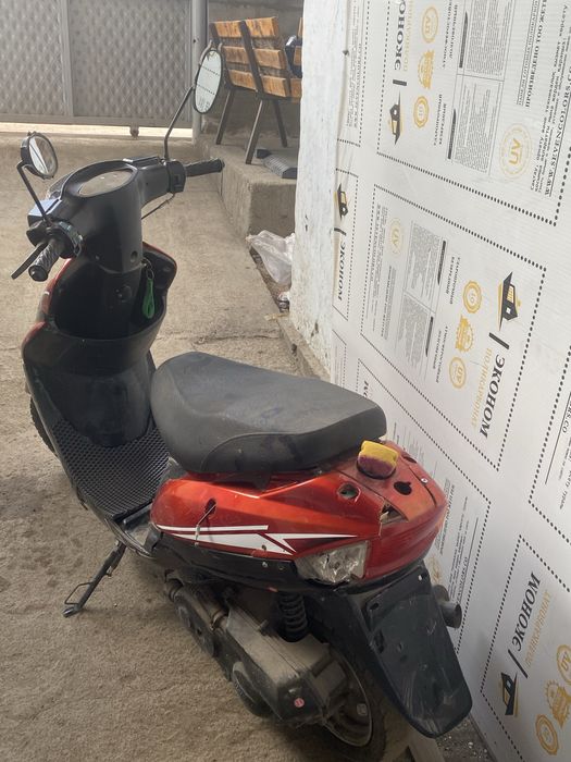 продам мопед.