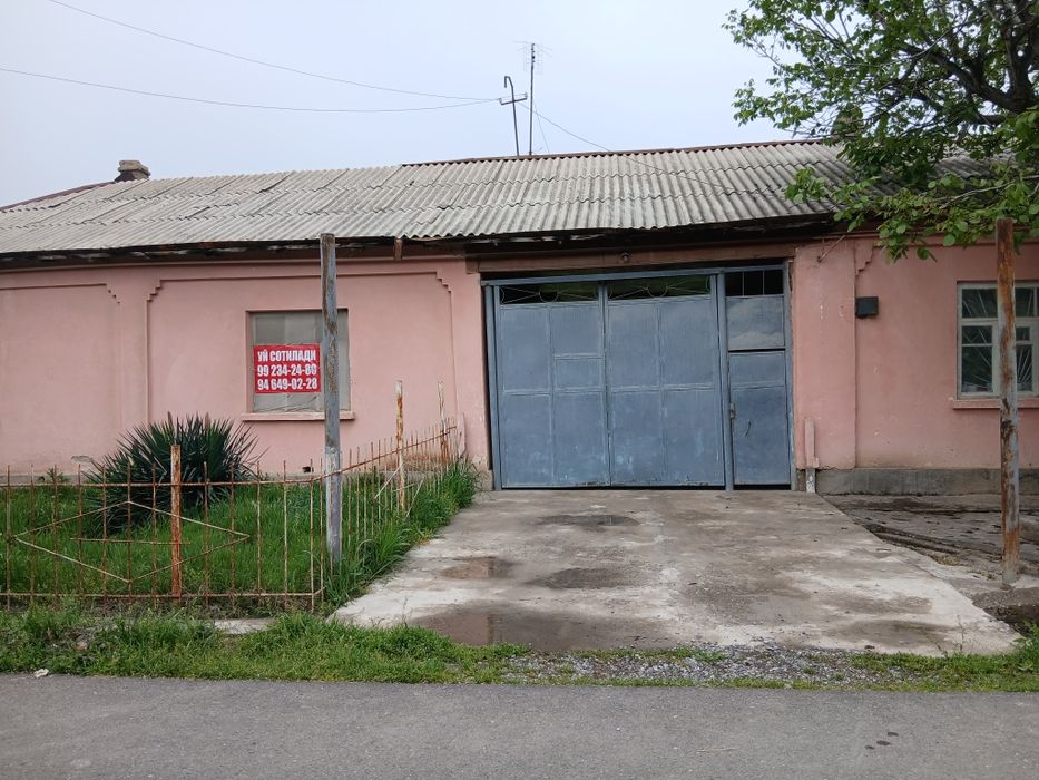 Srochna uchatka sotiladi Bekabod tumani stretinka mahallasida 13 sotix