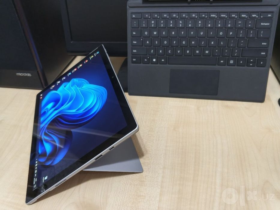 Microsoft Surface Pro 6 12,3" 2,5K Touch/CORE i5-8350U/8GB/256GB NVMe