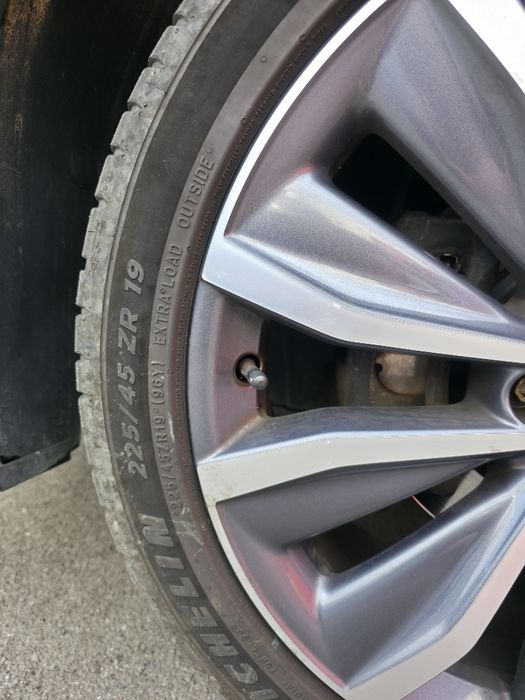 Jante aliaj originale Renault 7Jx19 ET40, 5x114,3, butuc 66,1 mm