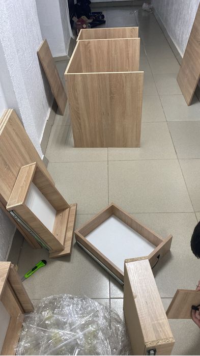 сборщик мебели Жихаз құраушылар