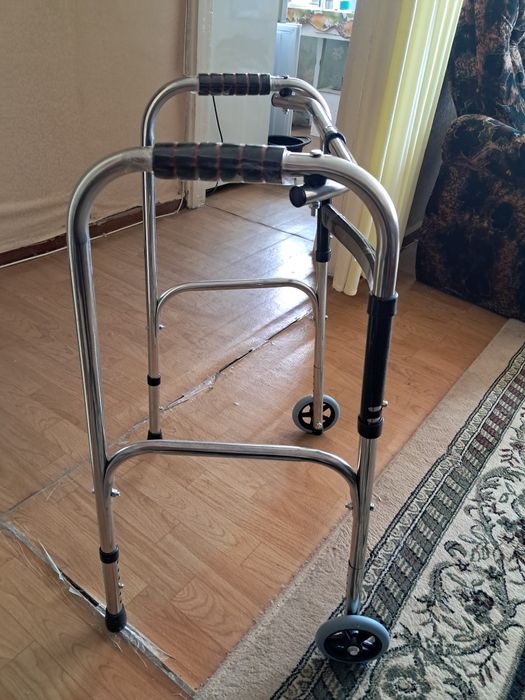 Ходунки  для взрослых