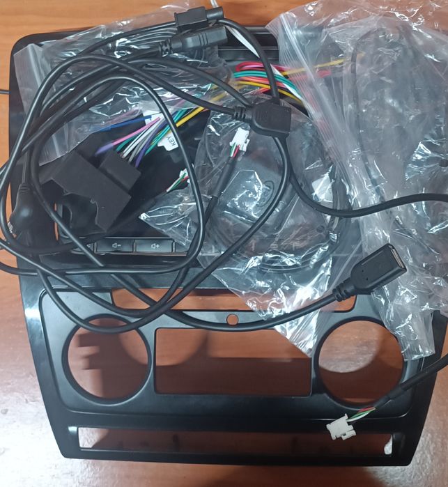 Vând navigație android grup vag