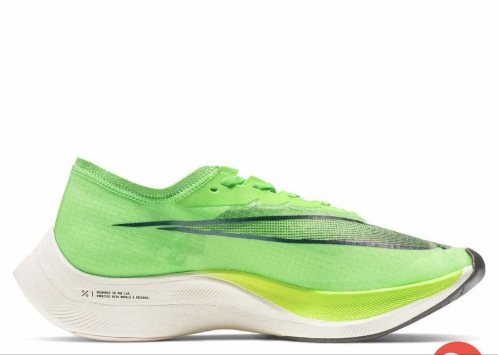 Продам nike кроссовки