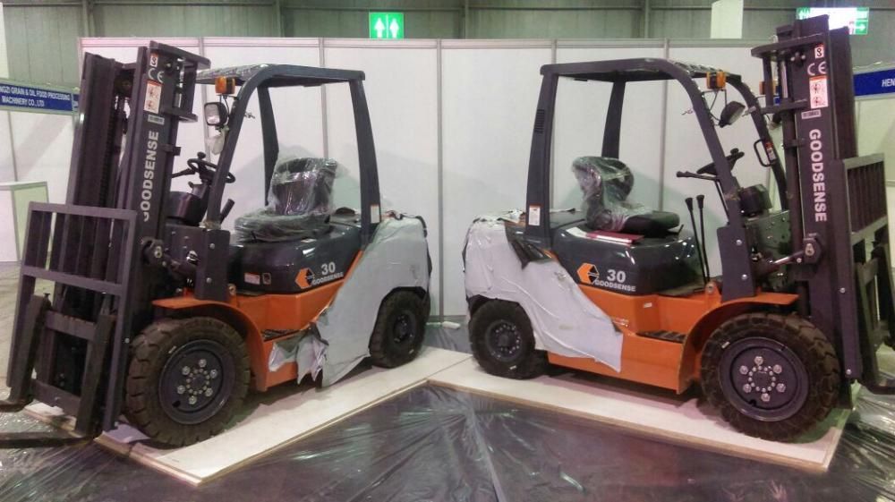 вилочный погрузчик FY 30