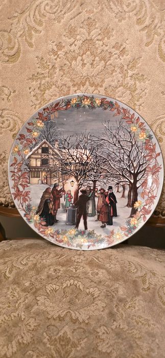 Wedgewood– Голяма Коледна чиния, "Дванадесета нощ"