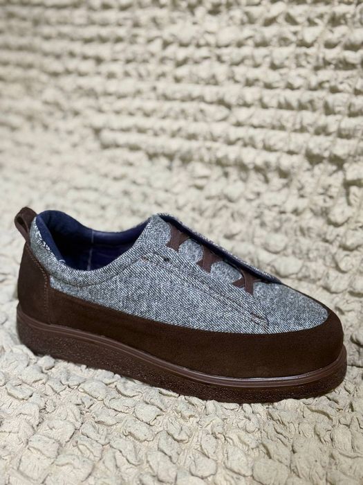 Oyoq kiyim sotiladi dona va optom