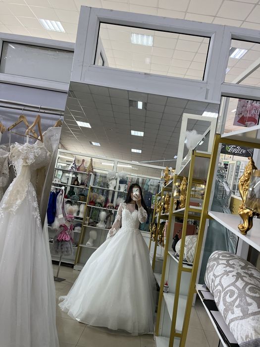 Свадебное платье в отличном состоянии