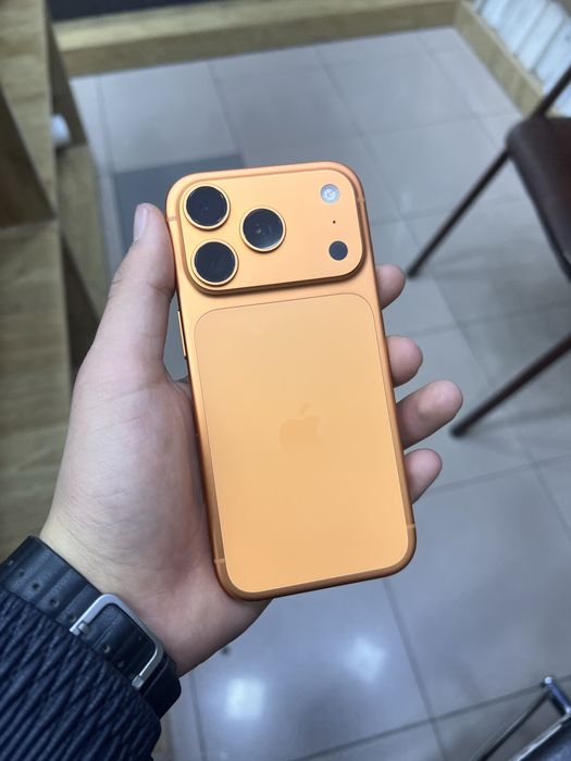 Iphone 17 pro ideal holatda