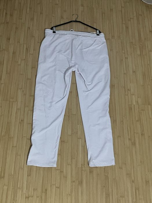 Pantaloni flared, alb simplu, cu design in dungi, Impecabil !