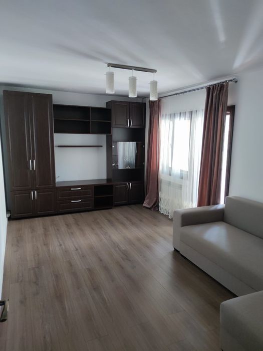 Apartament 2 camere de vânzare – Burdujeni, zona Școlii Miron Costin – 77.000 €