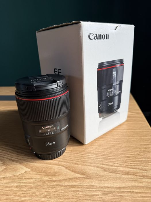 Vând Canon EOS R6 + obiectiv Canon 35 mm f/ 1.4 L II USM