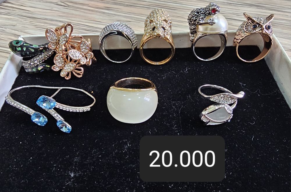 Бижутерия новая.