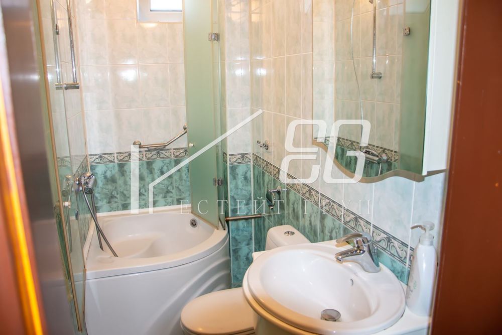 Етаж от къща в Варна-Аспарухово площ 116