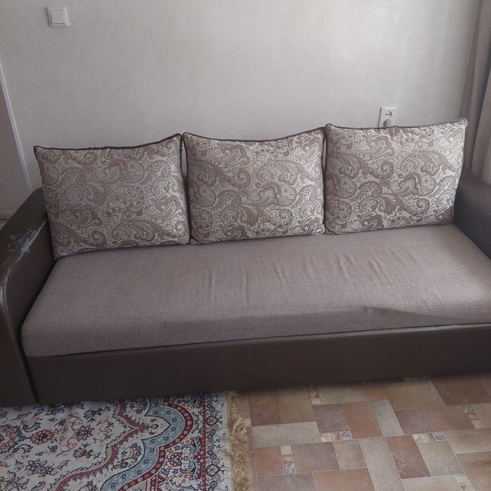 Продам диван 3-метра