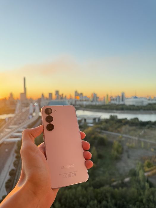 Samsung s23 8/256 идеал 10/10