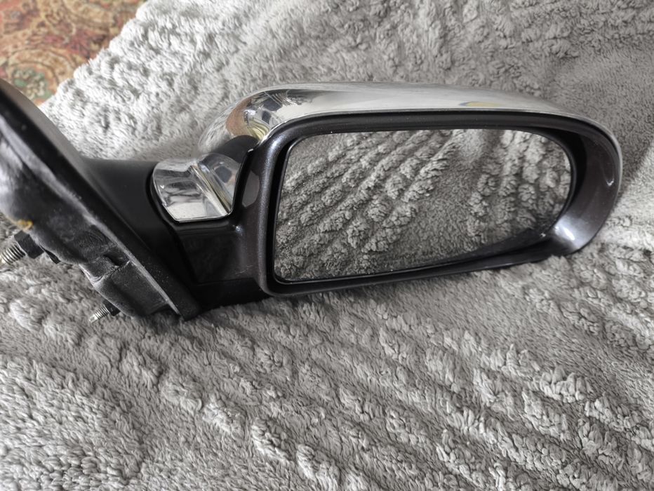 Правое зеркало Chevrolet Equinox /Pontiac Torrent оригинал