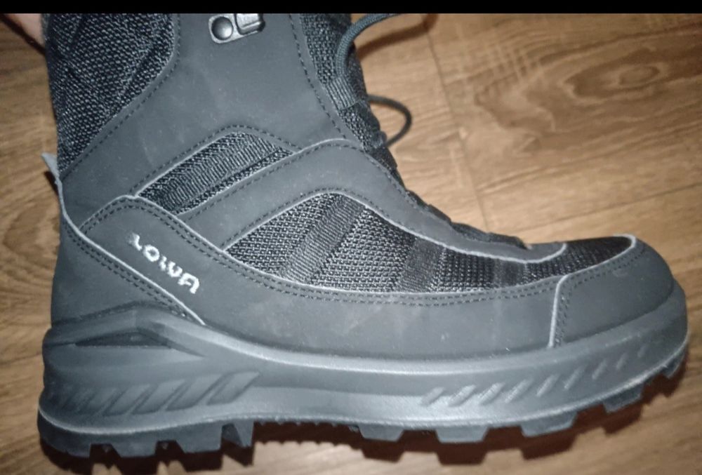 LOWA Incaltaminte Trident III Gtx