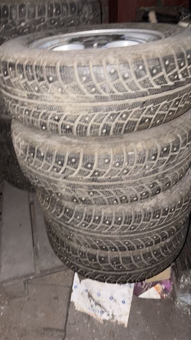 Продам диски с резиной на 14