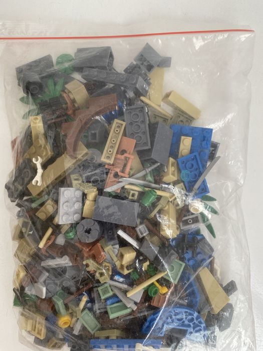 Игрушка лего