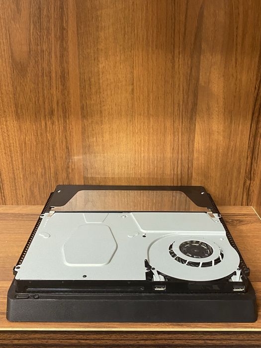 PlayStation 4/5 slim на запчасть