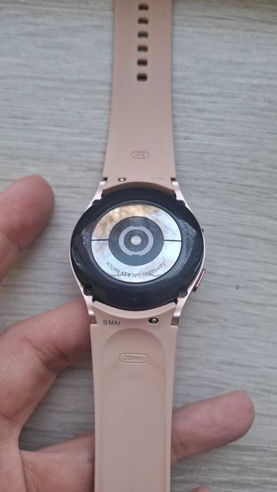 Galaxy watch4 часовник