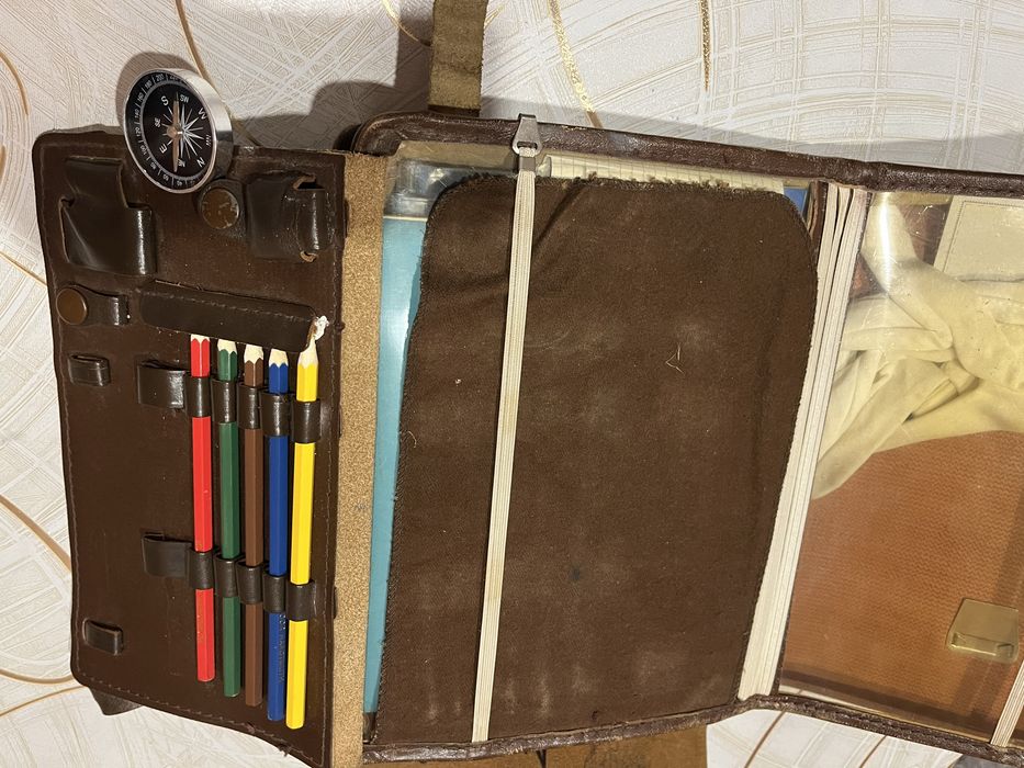 Офицерский планшет, Кожа