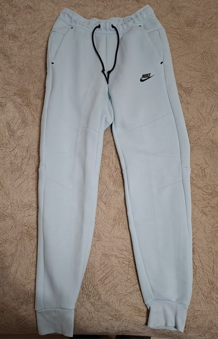 Nike Tech Fleece