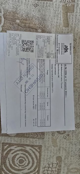 Продам диван 3 метра в очень хорошем состоянии