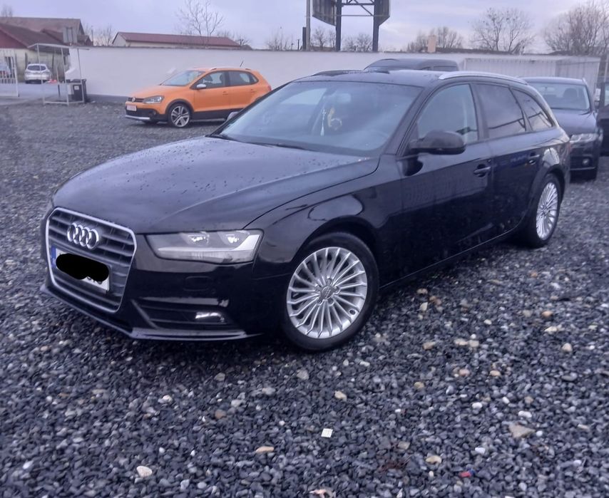 Vind audi a4 an 2014 stare impecabila dotari full